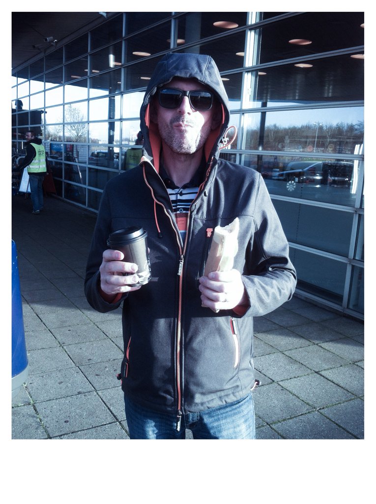 Coffee and a hotdog and another gig tonite..and let's face it-probably another hotdog. Tourin DK :)