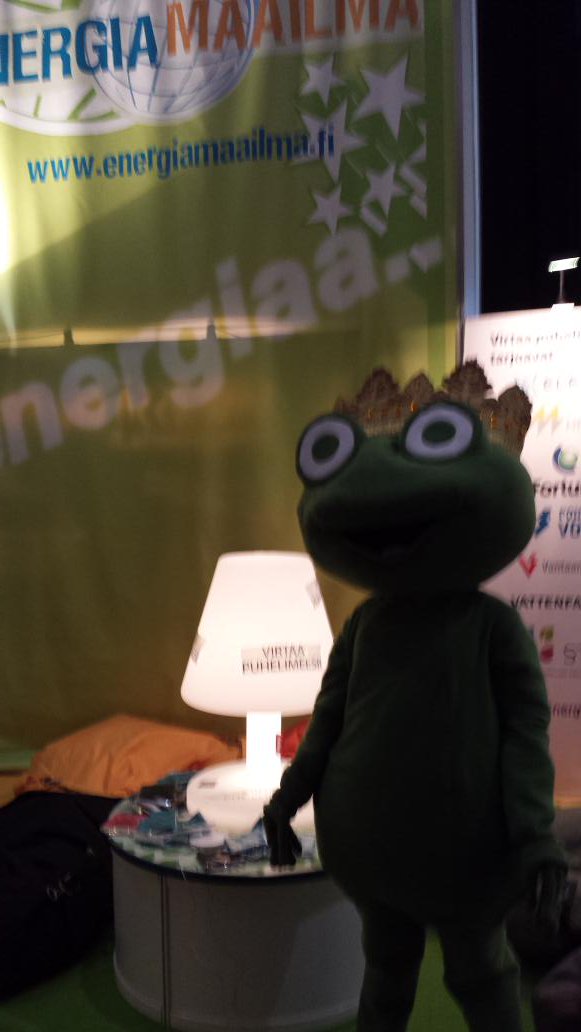 ipa1106's tweet photo. #nextstep2015 #energiamaailma ssa Keudan kuningas vierailulla. https://t.co/EGc6WBvcMb