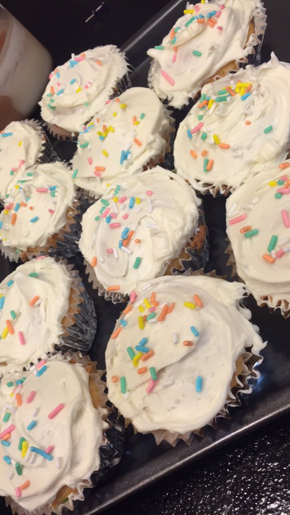 Samanda with a D tweet media