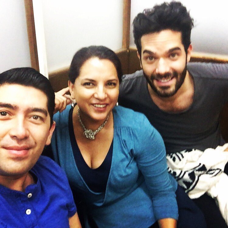 TkShakespeare's tweet photo. El equipo de @Mi_Shakespeare en acción @ZaideSilvia @Carlos_Athie @DavidShilloap https://t.co/uXvvGhuzGb