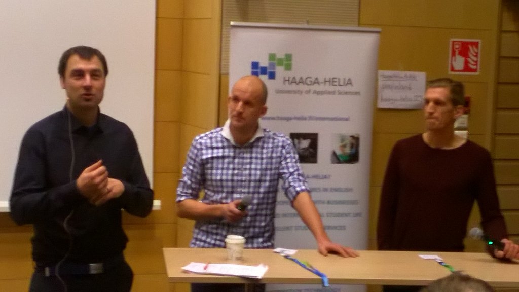 paivihaikio's tweet image. Nyt on kova setti! Nieminen ja Pasanen! #FOSM2015 #urheilumarkkinointi