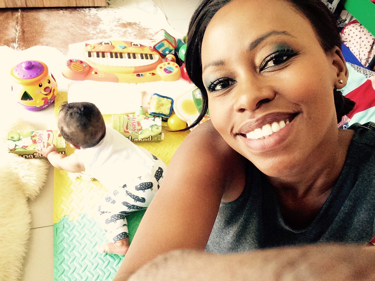 ElanaAfrika's tweet photo. Spending my morning playing. This is where I "work"!! ;) #NothingButFeelGood @Liqui_Fruit https://t.co/p9G1apWDOr