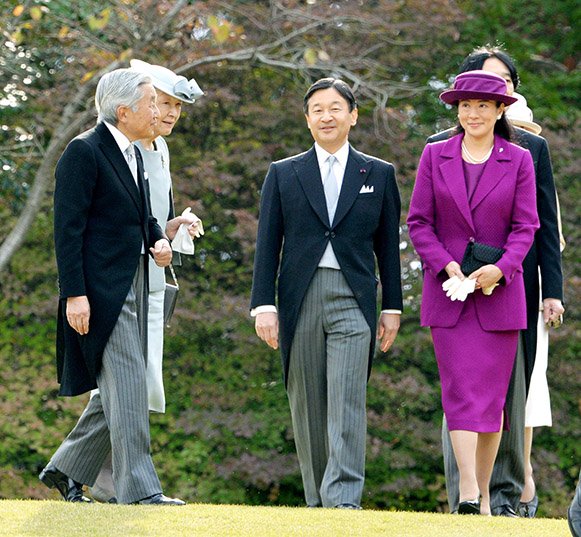 雅子妃时隔12年出席园游会与宾客交谈 Twitter Bilaketa