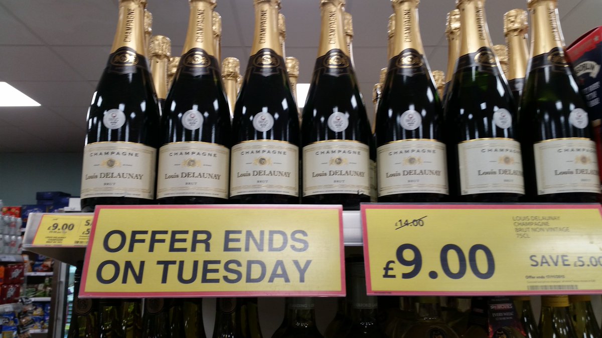 5400Express's tweet photo. Making customers aware offer ends Tuesday @jeanie_hughes @ziggyhamer https://t.co/QN9Tdrzox7