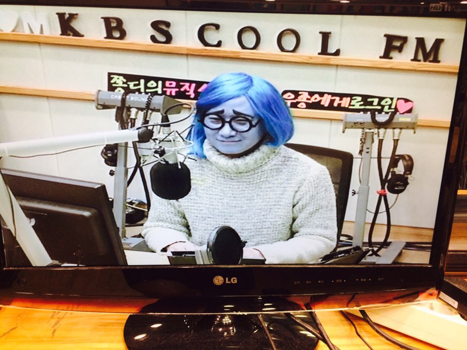 수능생들 힘내세용 슬픈건.슬픔이가 맡을게요 기쁘게쉬세용