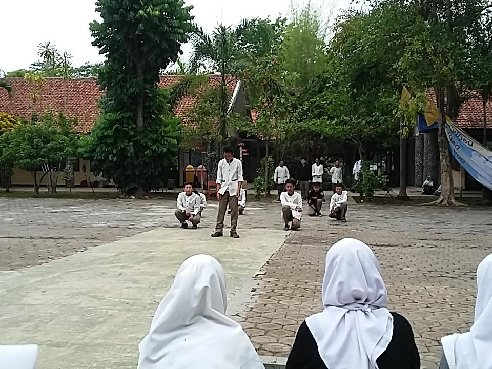 selamat soreee. h-2 ya gaiis. ga kerasaaaaa. kita lagi gladi <a href="/SmansaYoyoClub/">Smansa Yoyo Club</a> 💃