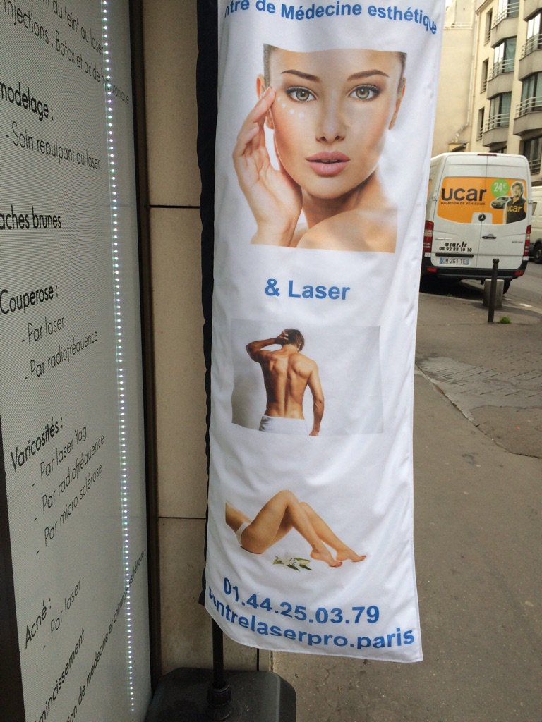 mathieuweill's tweet photo. .@point_Paris en bas de chez moi. Plaisir de voir l'usage par les commerçants locaux ! Cc @EmmanuelleHoss @AFNIC https://t.co/yGDO4wFqNj