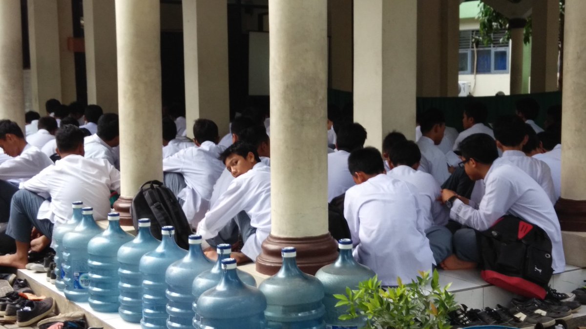 Rohis SMAN 14 Bekasi (@ikramabi14) on Twitter photo 