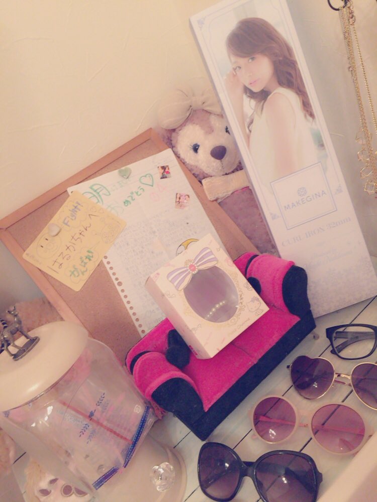 mizukittyy's tweet photo. みずみず💕昨日ドンキに行ってプティシャルム買ってきたよ💕すごいいい匂いで気に入った💕まだまだみずみずグッズなくて…もっと増やしてみずみずに近づけるように頑張るね💕🎅🎄プレゼントにはカラコンを頼むの!楽しみ💕素敵な香水ありがとう💋👼💕 https://t.co/WoEgVv5jEP