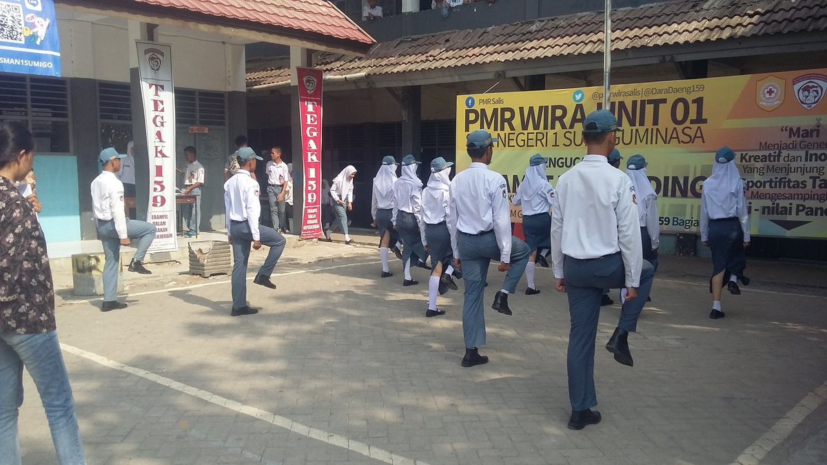 Tegak_159's tweet photo. #PASDEL dari SMAN 15 Makassar #Tegak159BagianV @paskibra159 https://t.co/8LUNHqtQJP