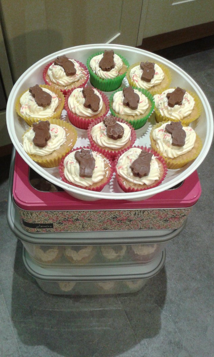 Cafe2uSuttonCfield tweet media