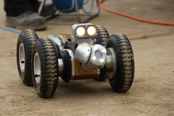 edie's tweet photo. James Bond's got nothing on the @EnvAgency! 

7 of Britain's best flood-fighting gadgets: https://t.co/9M0DHR01n5 https://t.co/BWRhSzcgsj