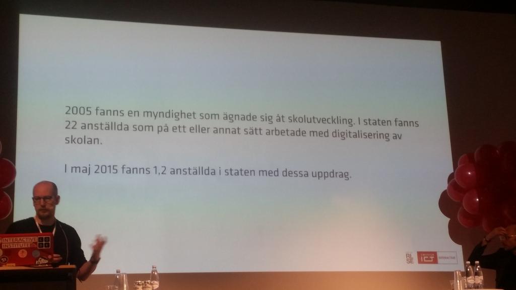 MariaOlin's tweet photo. Vad har hänt de senaste 10 åren...? Nu Är Carl Heath, Interactive Institute på scenen. #edtechsweden https://t.co/RQrrxMMkKC