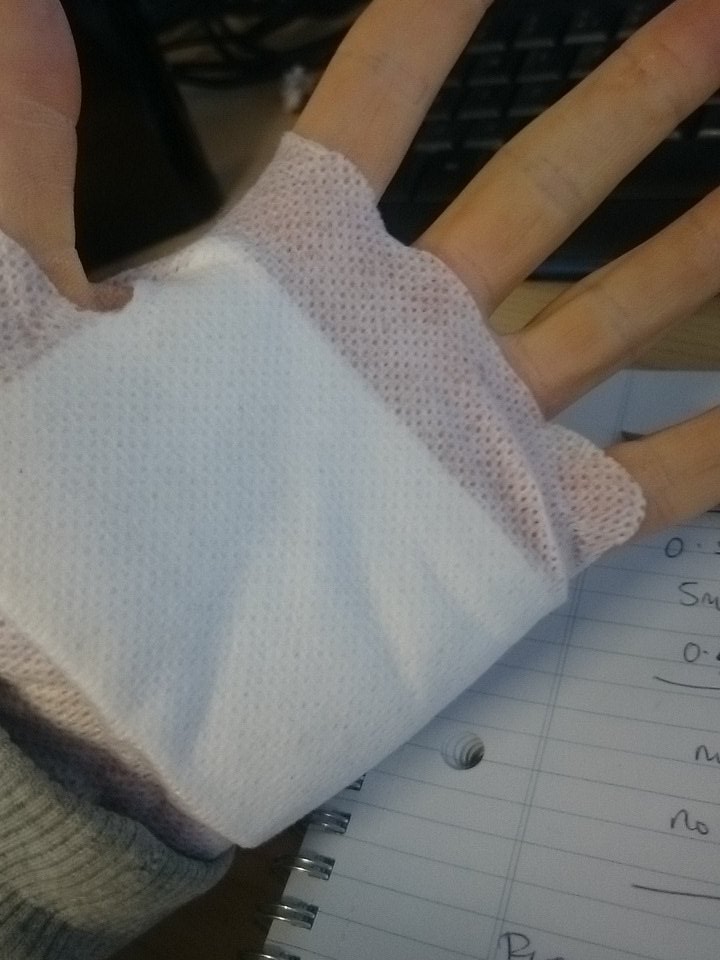 sarah_glanvill's tweet photo. When you have have to go in the lab but don't have any smaller plasters #phdlife #nerdlife #handrip #crossfit https://t.co/CJy8Np5mNc