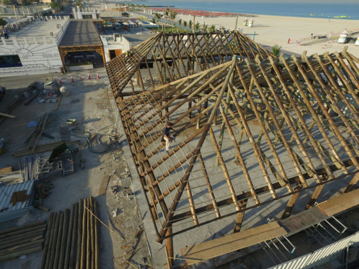CapeReed's tweet photo. Project Update: Kite Beach Dubai, we are ready to get thatching today! #Thatc #KiteBeach https://t.co/ZXSLqF1Pfm