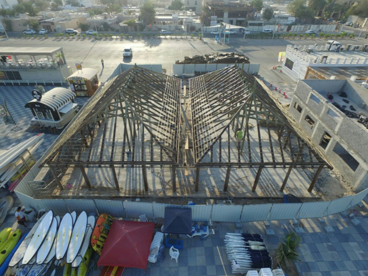 CapeReed's tweet photo. Project Update: Kite Beach Dubai, we are ready to get thatching today! #Thatc #KiteBeach https://t.co/ZXSLqF1Pfm