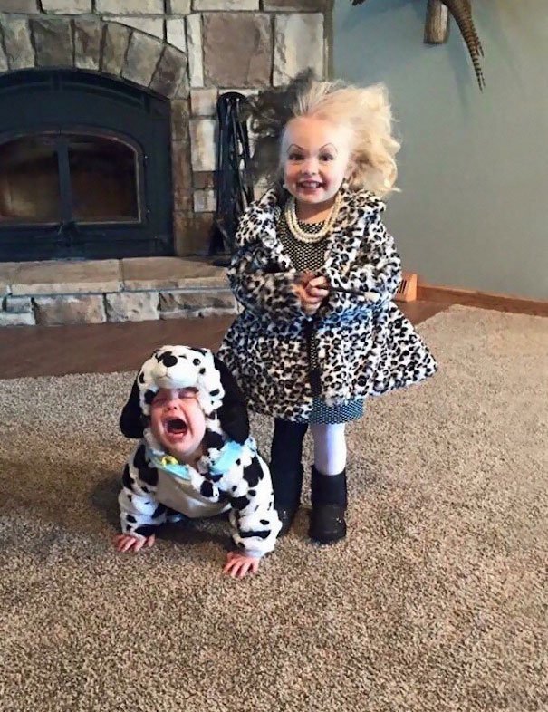 utenteinstabile's tweet photo. Abbiamo i vincitori dell'ultimo Halloween https://t.co/PmFuvSKmQF