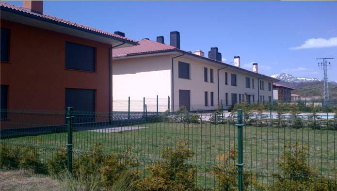 solvia_es's tweet image. Viviendas de 1 o 2 dormitorios con garaje y trastero en #PuebladeLillo #León desde 49.700€ goo.gl/mvHwnm