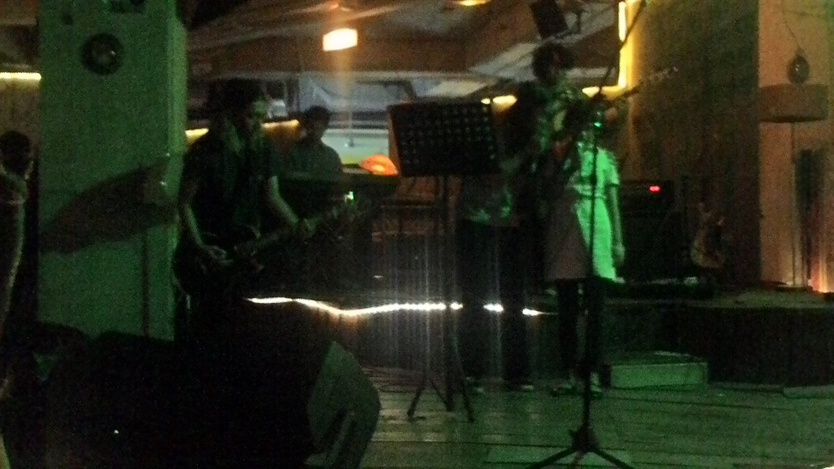 Kali ini adek atin dan yanto manggung bareng Streetwalker, hacepp banget sobat muda :'D <a href="/your_prideid/">Pride Edutainment</a>