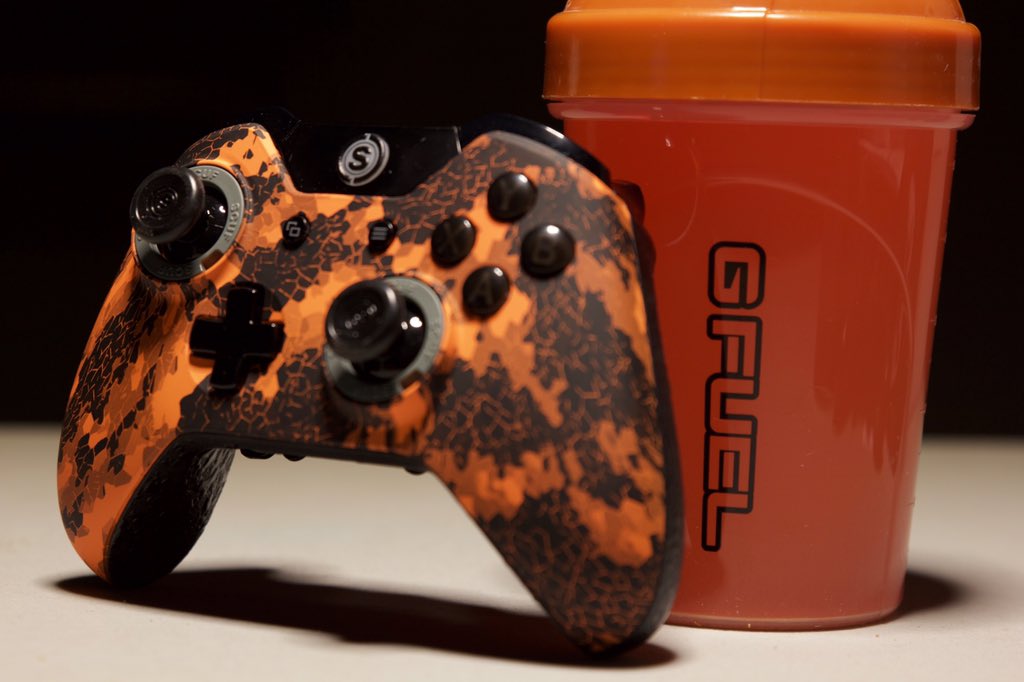 GFuelEnergy's tweet photo. Give the people what they want! 🙌🍊

#GFUEL + #Scuf = Pure Amazingness!

https://t.co/1qjaKCXoPq https://t.co/ECRbJ7PwsU