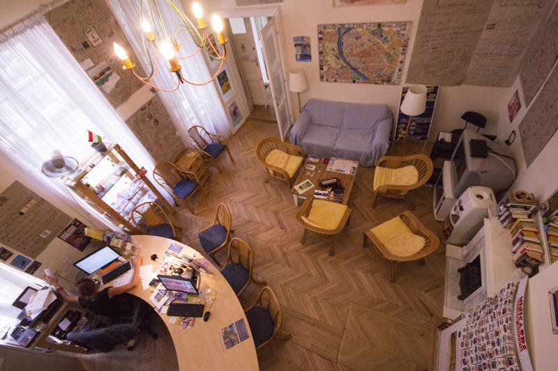 hostelworld's tweet photo. Today's final clue is our #HosteloftheDay..get booking those €1 beds before they  disappear! https://t.co/Zf6Z8XpF4F https://t.co/Oq0UzzKFE2