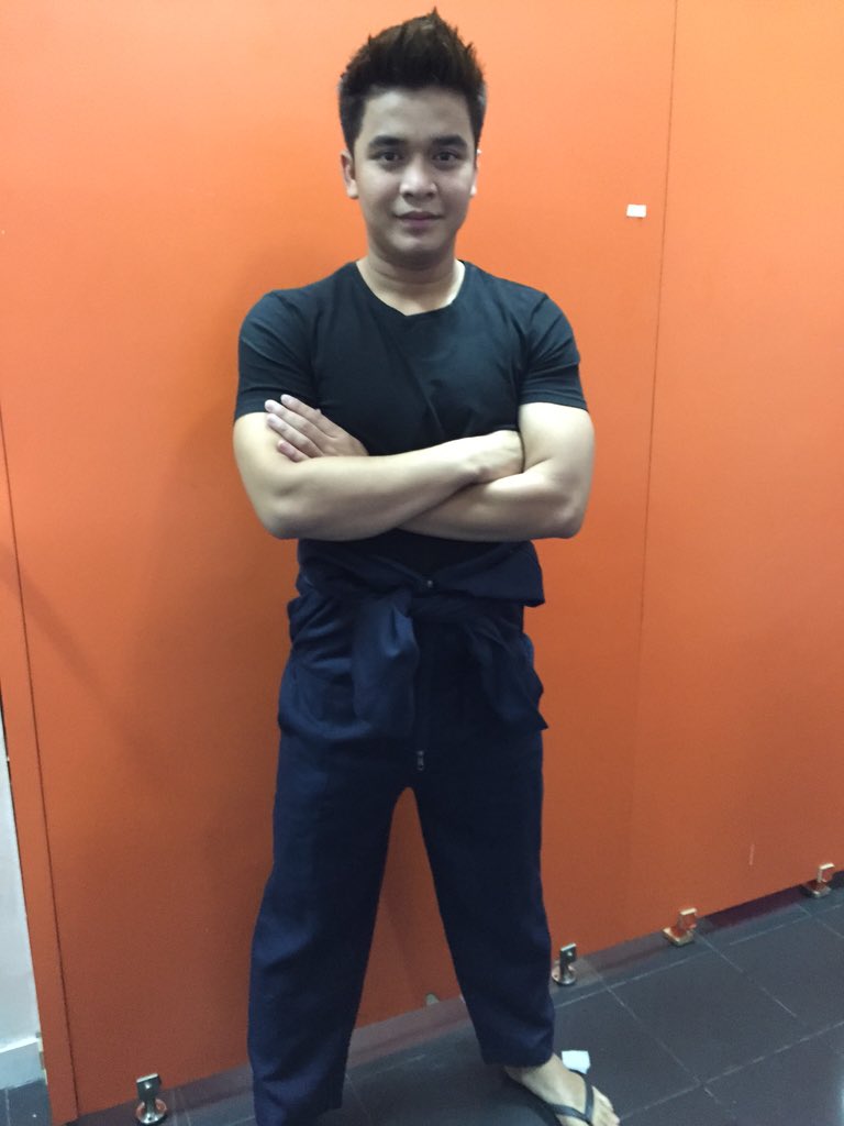 Pegawai bengkel segment 2