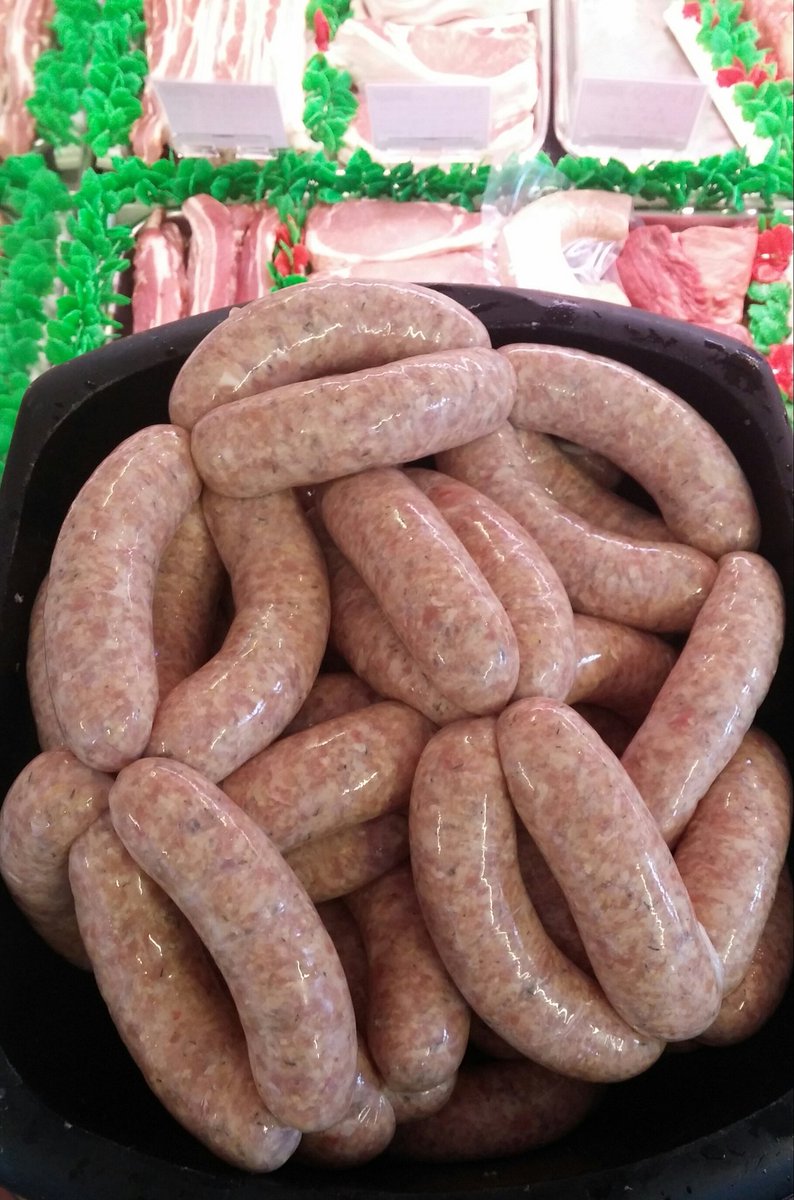 savillsbutchers's tweet photo. Our new chicken, lemon and thyme #sausage is proving to be popular. #properbutcher #butchersShop #brixham https://t.co/oI4oWtLpZ2