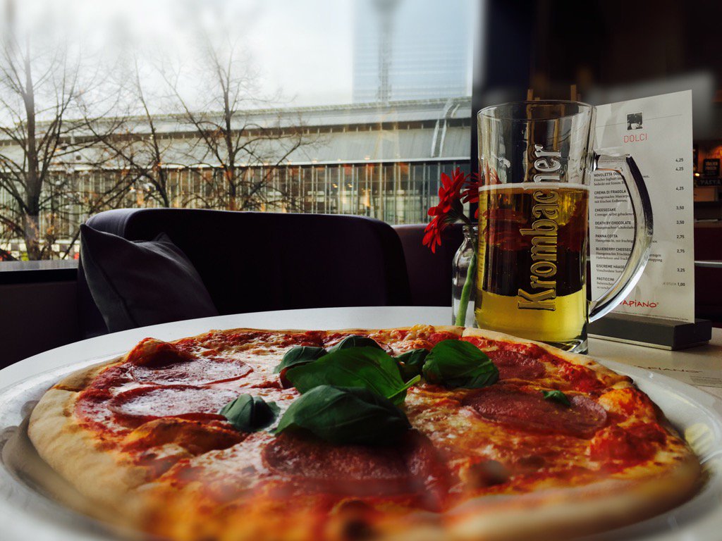 tomamende's tweet photo. #breakfast #berlin #vapiano #alexanderplatz https://t.co/2R3w5ekQAS