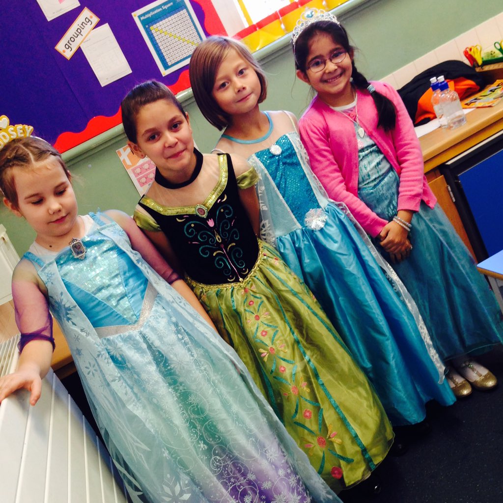 HCPS_Year4's tweet photo. #childreninneed #superheroday @HighCragsSchool https://t.co/8nTGO3toso