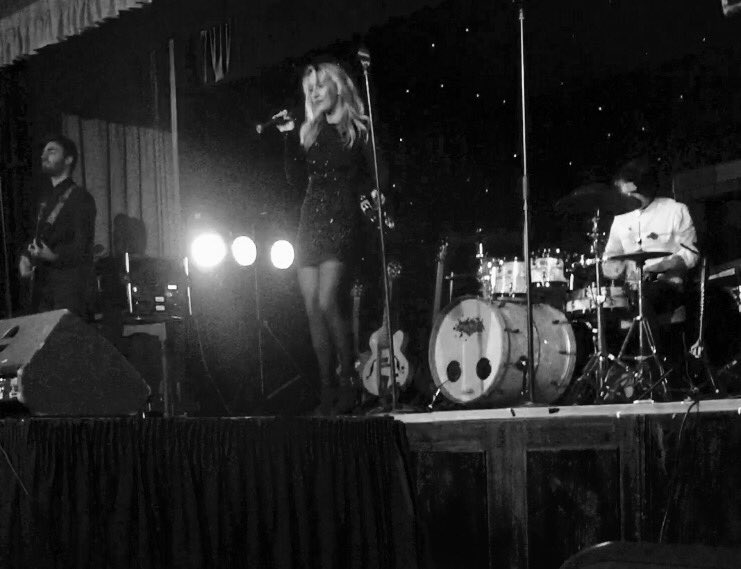 Scream 🎤🎼🎸🎶 live at Cherry Tree Holiday park tomorrow #livemusic