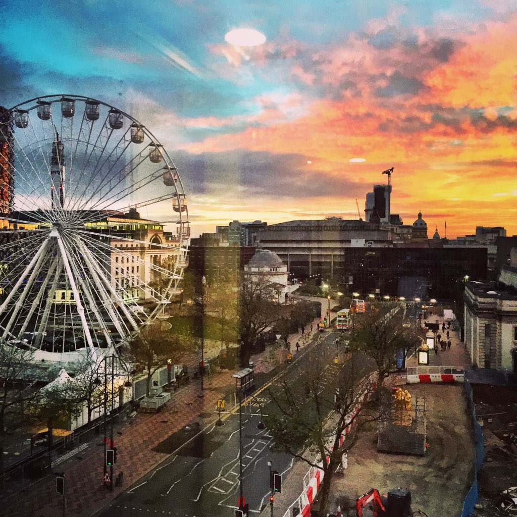 ClaraKavanagh1's tweet photo. Good morning Birmimgham https://t.co/XzX1hABlyK