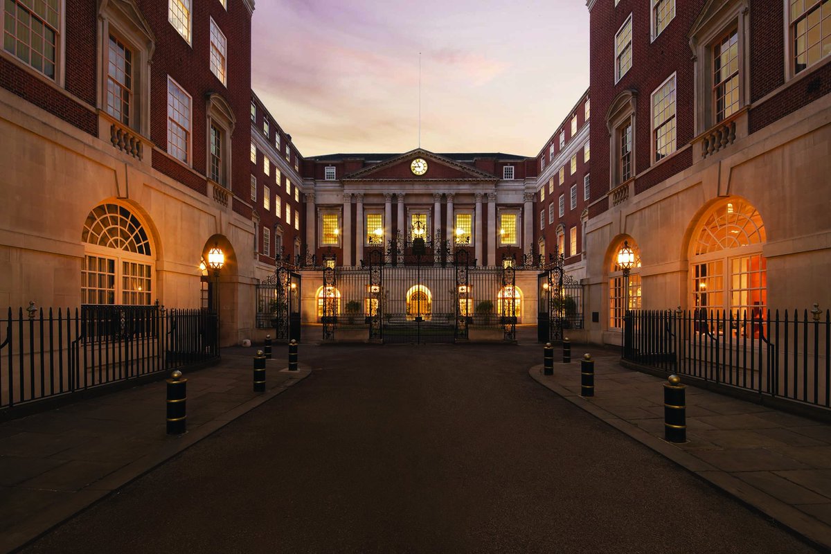 LondMathSoc's tweet photo. Congratulations to the #LMS150 Prizewinners receiving their certificates today at BMA House https://t.co/B5lbZbrEqd https://t.co/IXzHHQrTtP
