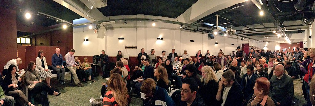 PatoBullrich's tweet photo. AHORA en Villa Lugano con todo el equipo de #CAMBIEMOS para hablar sobre #Balotaje2015 https://t.co/VZTAxdNQTX