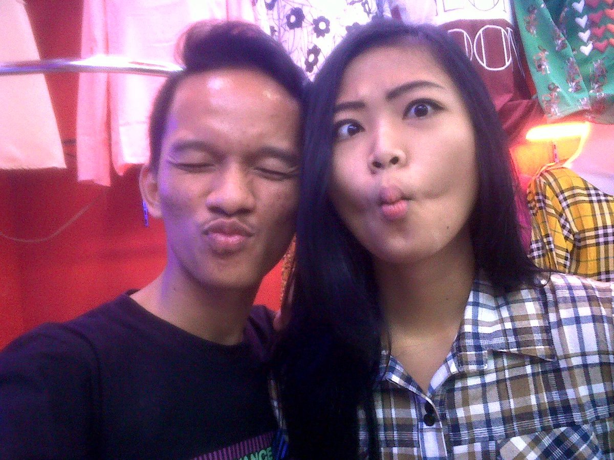 ndiljelek's tweet photo. kiri si cantik ciriung wkwks https://t.co/s1gT8kJR3n