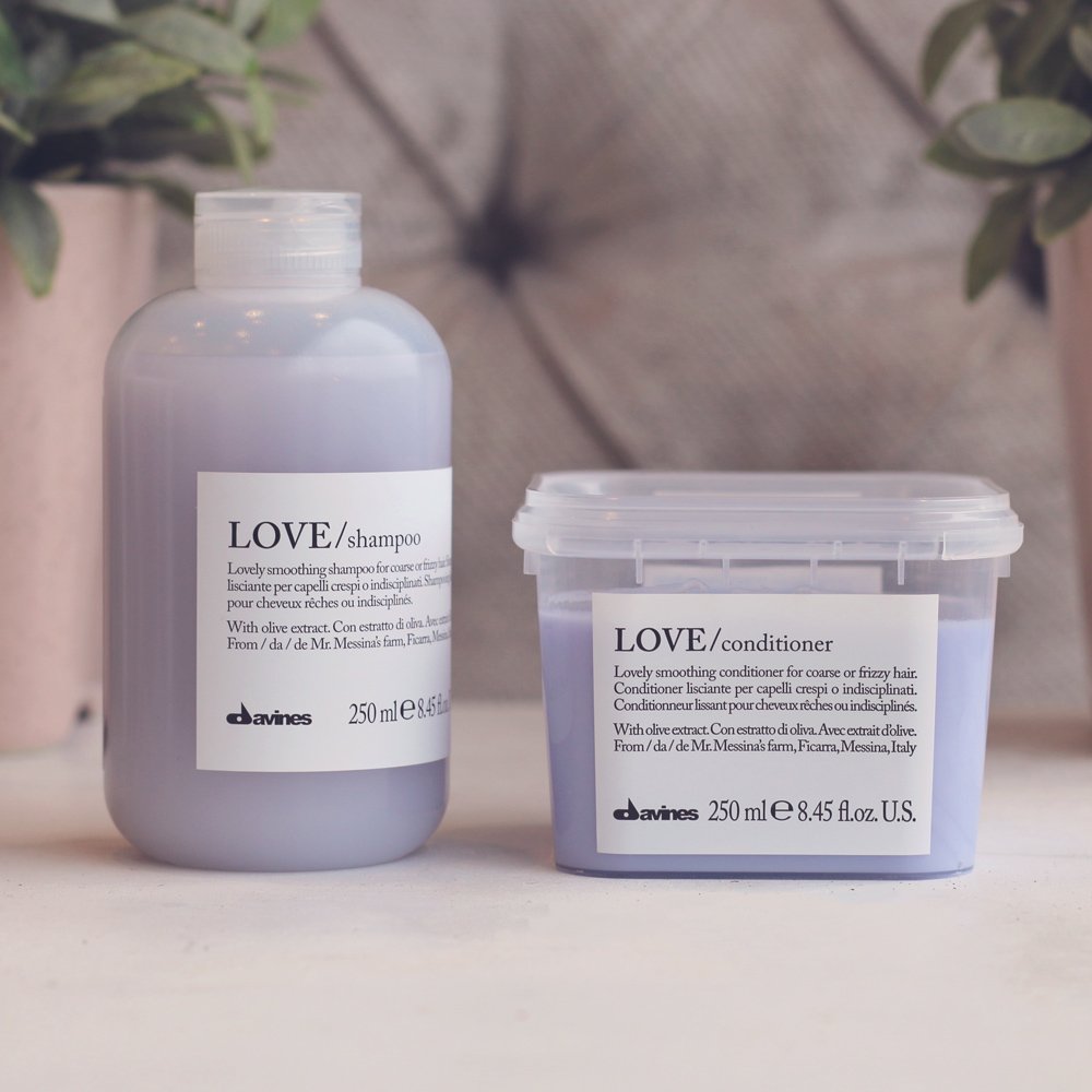 theblushbar's tweet photo. Absolutely smitten with @Davinesuk shampoo and conditioner. Pop in for free samples. 
https://t.co/fkNyOCD7zG https://t.co/aEpuWDpp6i