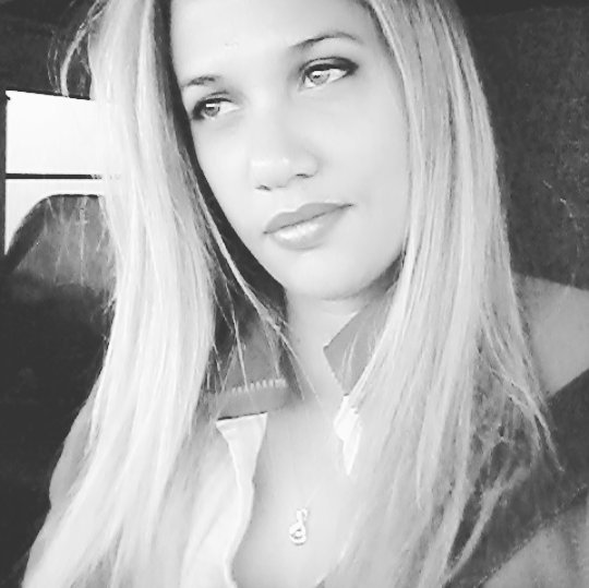 _lizzya tweet picture