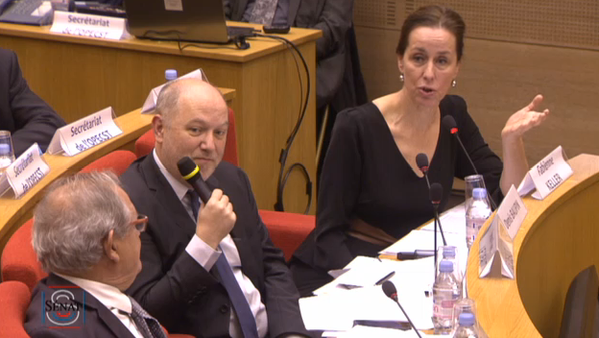 Denis_Baupin's tweet photo. "Face à une crise de défiance il faut en faire 2 fois plus" #directOPECST https://t.co/MAjBzTSp44