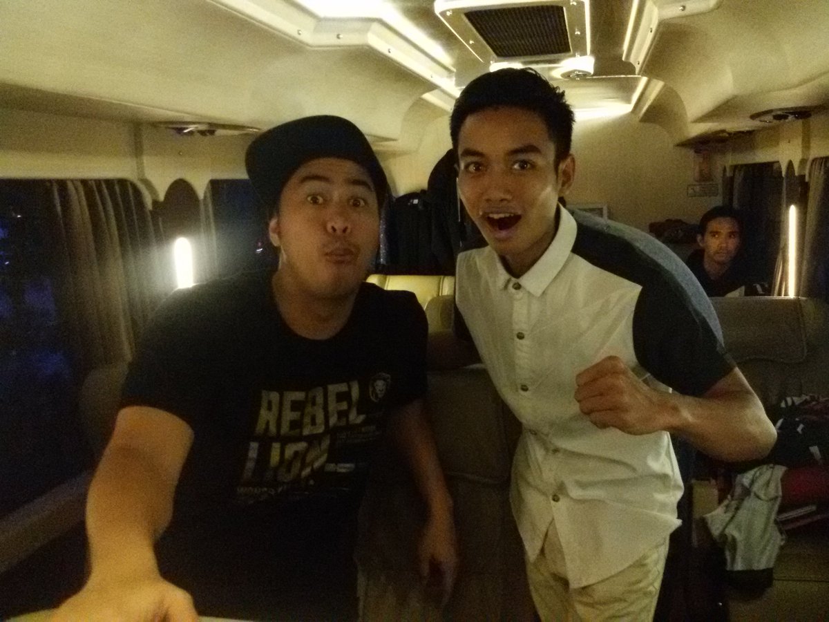 BagusUmbhara's tweet image. Kita Gila...!!! #loop #LOOPNusantarap #simpatiLOOP #LOOPKePo with  @pandji