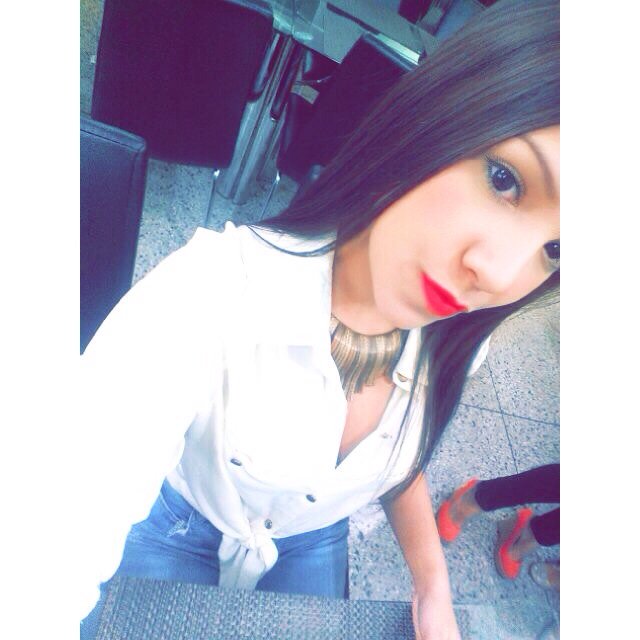 fabmda's tweet photo. 💄 https://t.co/0KwQaT8w7Q