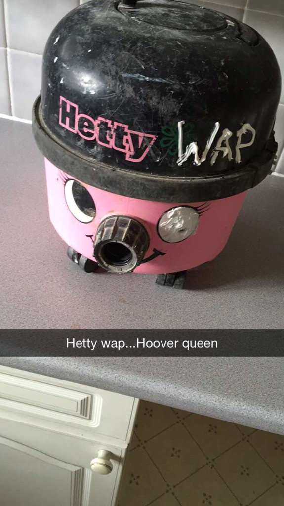 tattsnuts's tweet photo. Hetty wap https://t.co/QnRpreGVZi