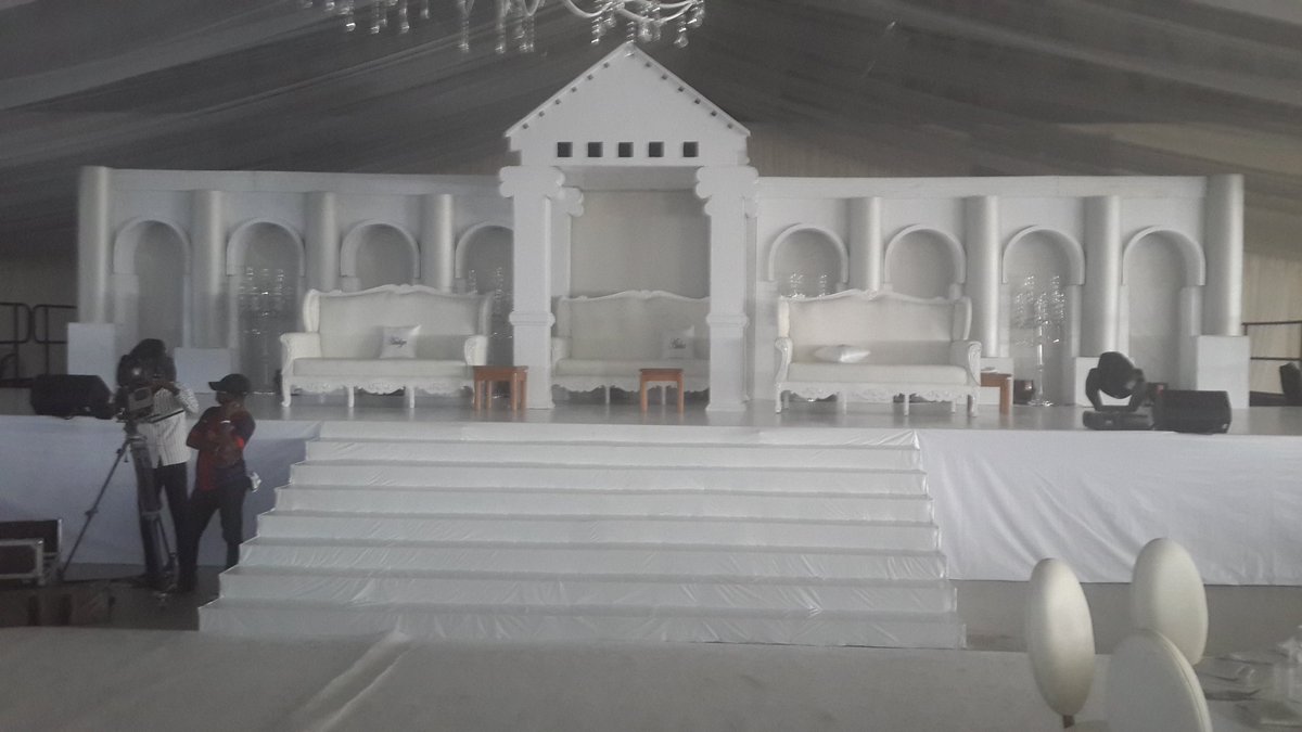 omonlakiki's tweet photo. Early birds to the wedding reception of #TurakisDaughters @atiku @ Lamido Musdafa Hall #3in1 #3isthenumber https://t.co/UehOseNDFf