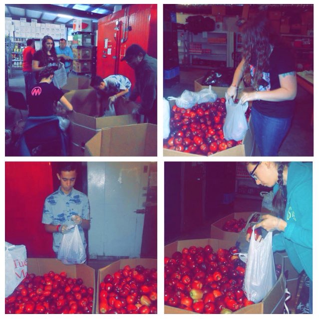 ArkansasMC's tweet photo. Spent our Wednesday morning at Fishnet bagging over 3,000 pounds of apples! #camclife #serving https://t.co/XsXOO17GlT