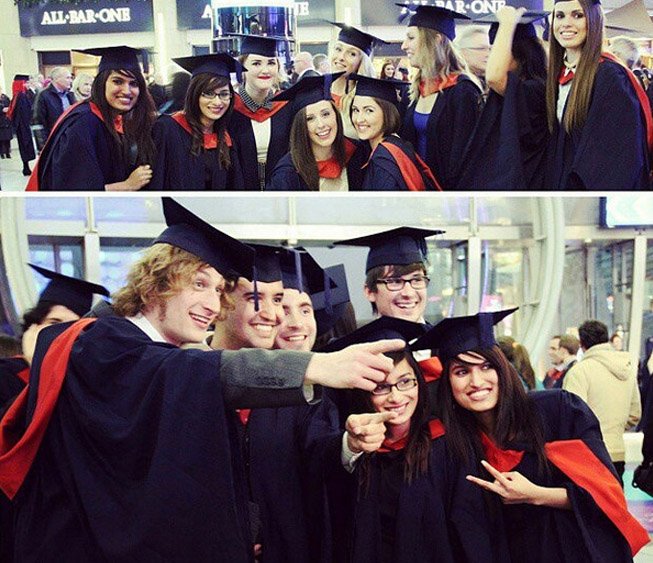UEL_News's tweet photo. Win Β£250 of @amazon vouchers by tweeting in your #UELSelfie
We'll pick the winner at the end of #UELGrad2015 https://t.co/u5r9FuCQZb