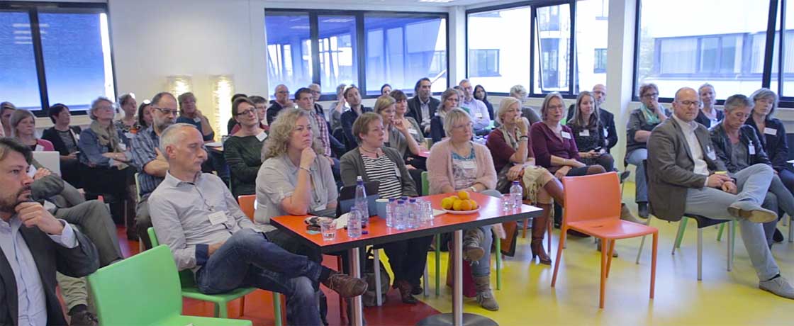 varcommunitynl's tweet photo. Samenwerken aan goede zorg? VAR´s werken samen in uniek en inspirerend samenwerkingsverband! https://t.co/LMQkeXVUN7 https://t.co/yUMHM5ilPp