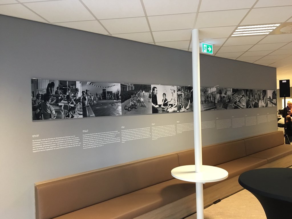 CarrolTerleth's tweet photo. Onthulling "geschiedeniswand" en live verbinding met kindercircus bij opening #Adelantezorg kinderen https://t.co/2RJd3wEnIp