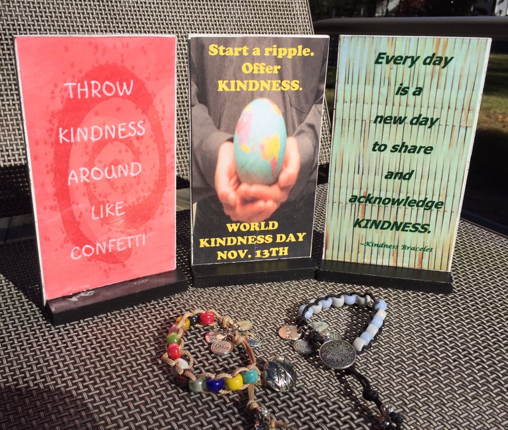 prfesionalgrace's tweet photo. @prfesionalgrace Sharing kindness matters today and every day! #ShareKindness @kindnessbracelt #createtodonate https://t.co/sJKoF1TQJt