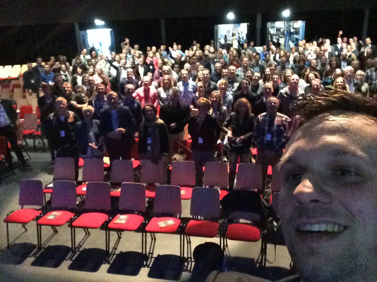 Volle bak bij de Global Leadership Summit! Iedereen profiteert wanneer een leider zich ontwikkeld! #GLS15nl
#GLS15