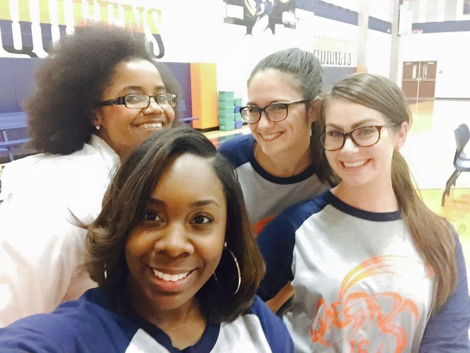 QueensHornets's tweet photo. Successful #reportcard night and #communityfair last night at #QueensIntermediate! @PasadenaISD_TX https://t.co/h6d0JFpU6A