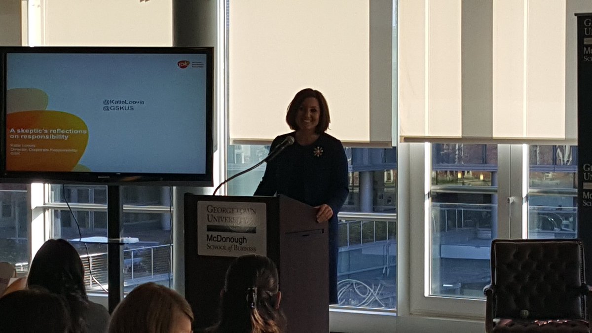 MSB_MBA's tweet photo. @MSB_NetImpact Career Day Welcomes @KatieLoovis Director of Corporate Responsibility @GSKUS #msbforothers https://t.co/IDpHFOSUrl