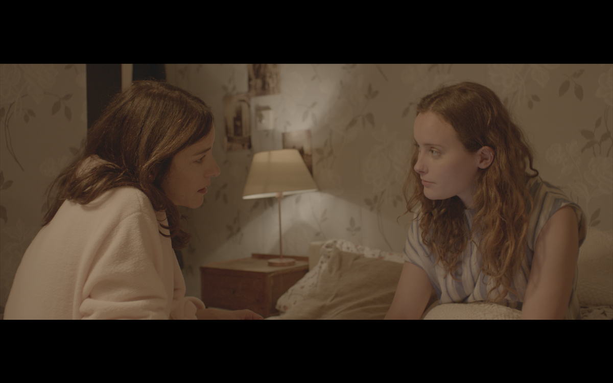 LMannersFilm's tweet photo. Stills of my favourite sets from @Cuttings featuring @_AprilPearson https://t.co/ruotuMB9ja